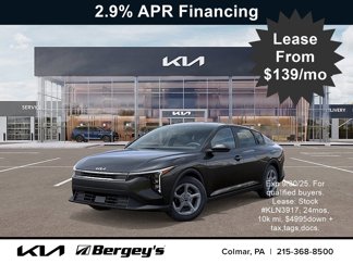 New 2025 Kia K4 LXS image 1