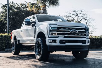 Used 2024 Ford F250 Platinum image 1