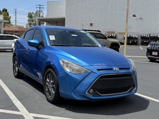 Certified 2019 Toyota Yaris LE image 1