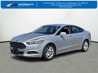 Used 2015 Ford Fusion SE image 1