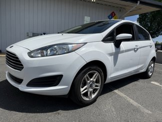 Used 2019 Ford Fiesta SE image 1