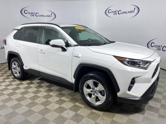 Used 2020 Toyota RAV4 XLE image 1