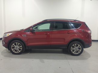Used 2017 Ford Escape SE w/ Equipment Group 201A image 1