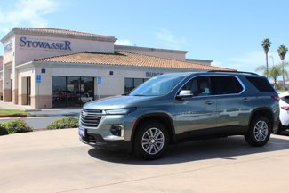 Used 2022 Chevrolet Traverse LT image 1