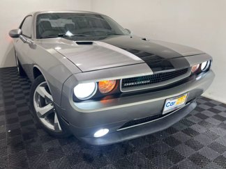 Used 2014 Dodge Challenger SXT Plus image 1