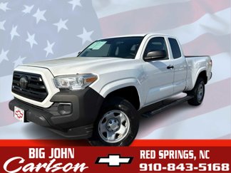 Used 2018 Toyota Tacoma SR image 1