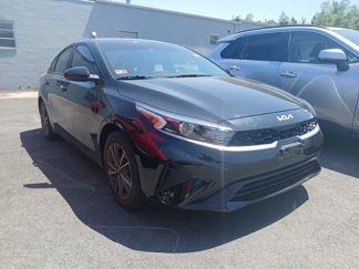 Used 2022 Kia Forte LXS image 1