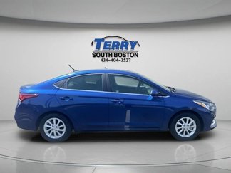 Used 2021 Hyundai Accent SEL image 1