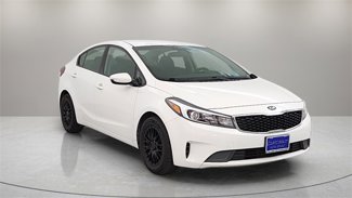 Used 2017 Kia Forte LX image 1