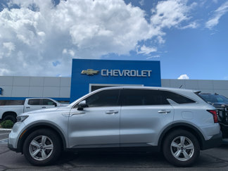 Used 2022 Kia Sorento LX image 1