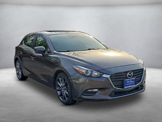 Used 2018 MAZDA MAZDA3 Touring image 1