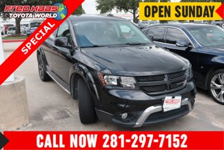 Used 2019 Dodge Journey Crossroad image 1