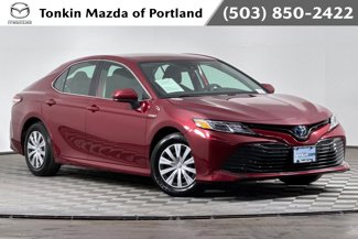 Used 2020 Toyota Camry LE image 1