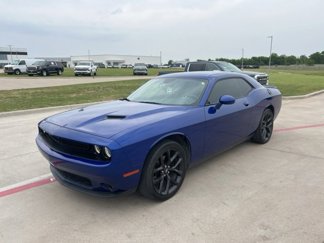 Used 2020 Dodge Challenger SXT w/ Blacktop Package image 1