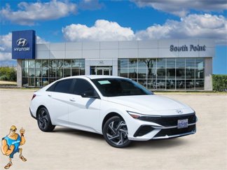 New 2025 Hyundai Elantra SEL image 1