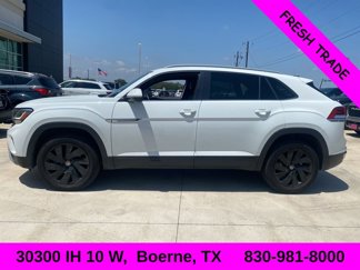 Used 2021 Volkswagen Atlas Cross Sport SE w/ Panoramic Sunroof Package image 1