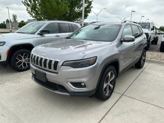 Used 2019 Jeep Cherokee Limited image 1