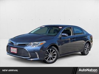 Used 2018 Toyota Avalon XLE Premium image 1