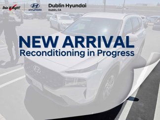 Used 2023 Hyundai Santa Fe SEL image 1