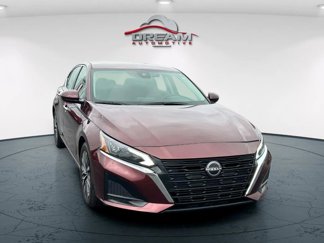 Certified 2023 Nissan Altima 2.5 SV image 1