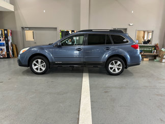 Used 2013 Subaru Outback 2.5i Premium w/ All-Weather Pkg image 1
