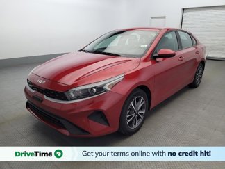 Used 2023 Kia Forte LXS image 1