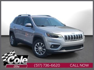 Used 2019 Jeep Cherokee Latitude Plus w/ Cold Weather Group image 1