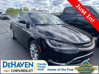 Used 2015 Chrysler 200 C image 1