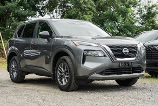 Used 2022 Nissan Rogue S image 1