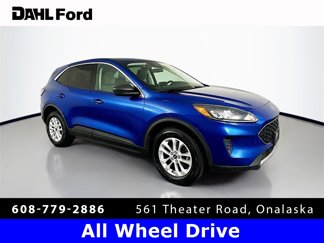 Used 2022 Ford Escape SE image 1