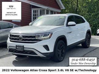 Used 2022 Volkswagen Atlas Cross Sport SE image 1