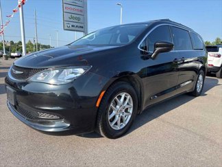 Used 2021 Chrysler Voyager Lxi image 1