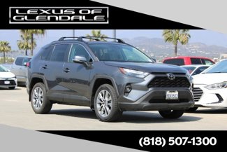 Used 2022 Toyota RAV4 XLE Premium image 1