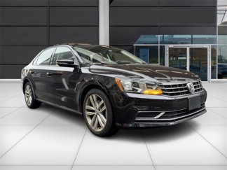 Used 2019 Volkswagen Passat 2.0T Wolfsburg w/ Wheels & Sunroof Package image 1