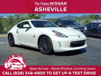 Used 2016 Nissan 370Z Coupe image 1