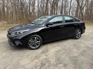 Used 2023 Kia Forte LXS image 1