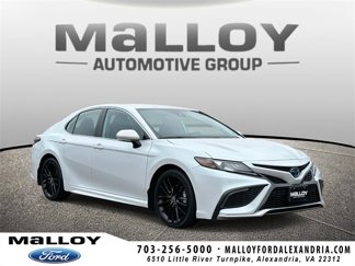 Used 2022 Toyota Camry XSE image 1