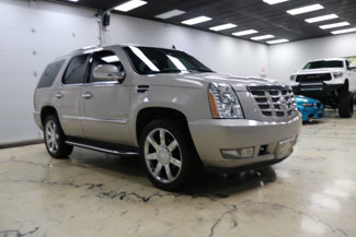 Used 2007 Cadillac Escalade AWD w/ Information Package image 1