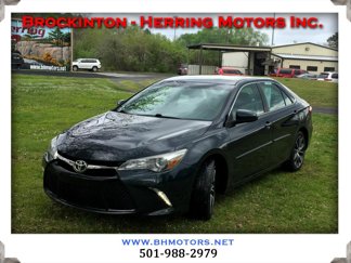 Used 2017 Toyota Camry XLE image 1