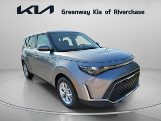 New 2025 Kia Soul LX image 1