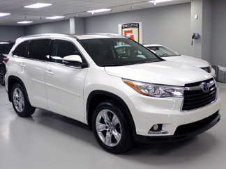 Used 2016 Toyota Highlander Limited Platinum image 1
