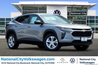 Used 2024 Chevrolet Trax LS image 1