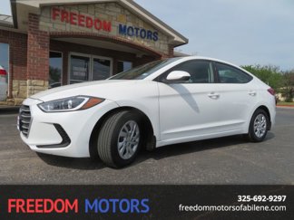 Used 2018 Hyundai Elantra SE image 1