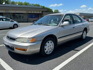 Used 1997 Honda Accord LX image 1