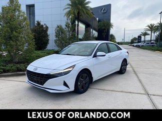 Used 2022 Hyundai Elantra Blue image 1
