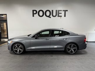 Used 2021 Volvo S60 T6 R-Design image 1