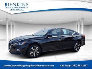 Used 2021 Nissan Altima 2.5 SV image 1