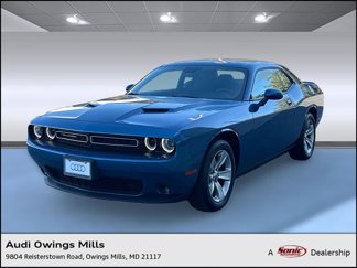 Used 2020 Dodge Challenger SXT w/ Driver Convenience Group image 1