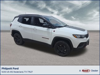 Used 2023 Jeep Compass Trailhawk image 1