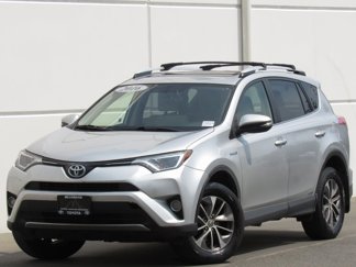 Used 2016 Toyota RAV4 XLE image 1